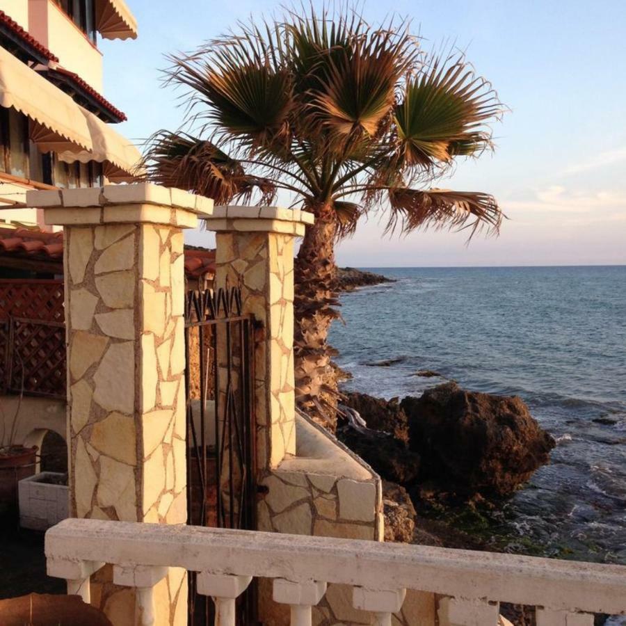 Villa Rena In Front Of The Sea Arkoudi Exterior photo